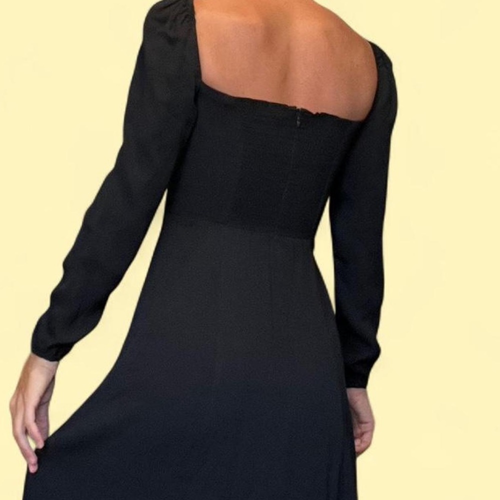 Black reformation dress - Picture 4 of 7